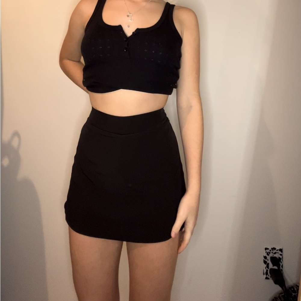 Mini black skirt/ shorts underneath/ little too big for me